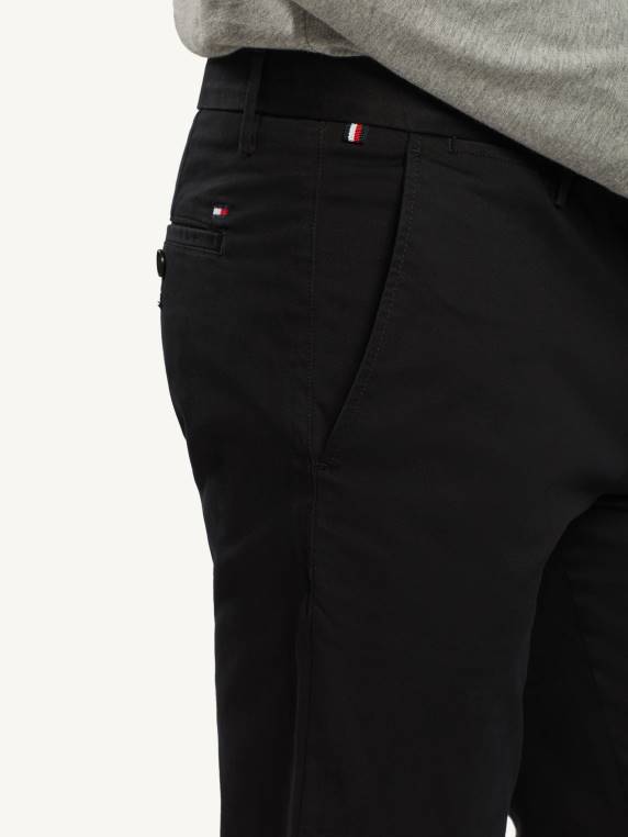 1985 bleecker slim flex chinos NX201051 שָׁחוֹר Tommy Hilfiger