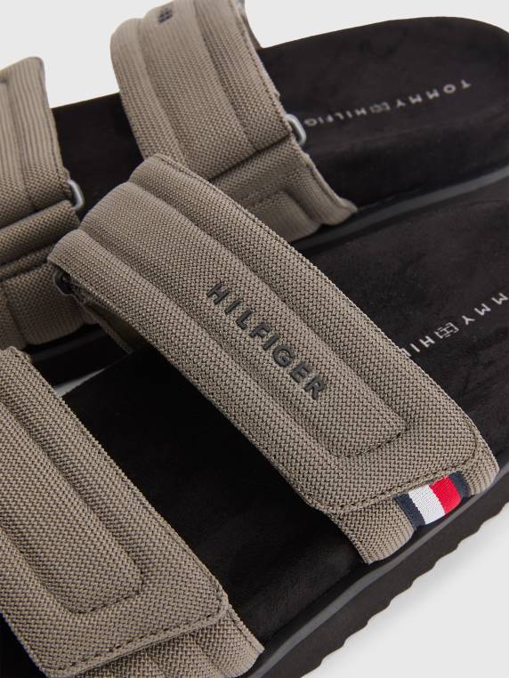 סנדלי סולייה מחומרים NX201013 בין ערביים כהים Tommy Hilfiger