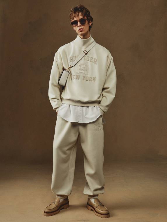 הכנה לרקמה רקמה בכושר נינוח NX201065 שֶׁנהָב Tommy Hilfiger