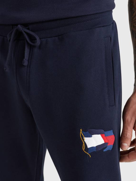 תנועות ספורט בכושר רגיל NX201067 שמיים מדבריים Tommy Hilfiger