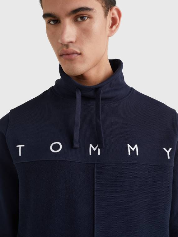 סווטשירט עם צווארון גולף דגל מונו NX201414 שמיים מדבריים Tommy Hilfiger