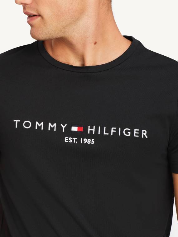 חולצת טריקו לוגו ליבה NX201465 שחור כזפת Tommy Hilfiger