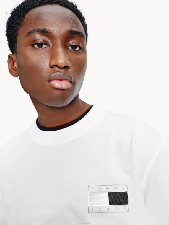 חולצת טי מכותנה אורגנית מתכתית בגזרה רגועה NX201623 לבן Tommy Hilfiger