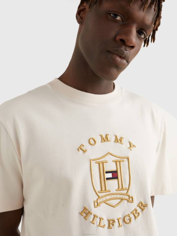 חולצת טי של לוגו זהב אייקונים NX201660 נוצה לבן Tommy Hilfiger