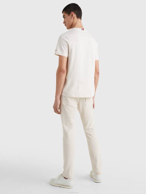 חולצת טריקו מכותנה אורגנית מסוג טייפ NX201681 נוצה לבן Tommy Hilfiger