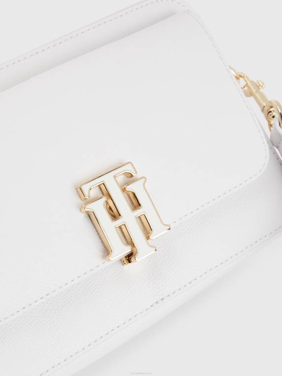 תיק מצלמה עם גרגירי חלוקי נחל NX201789 לבן בוהק Tommy Hilfiger