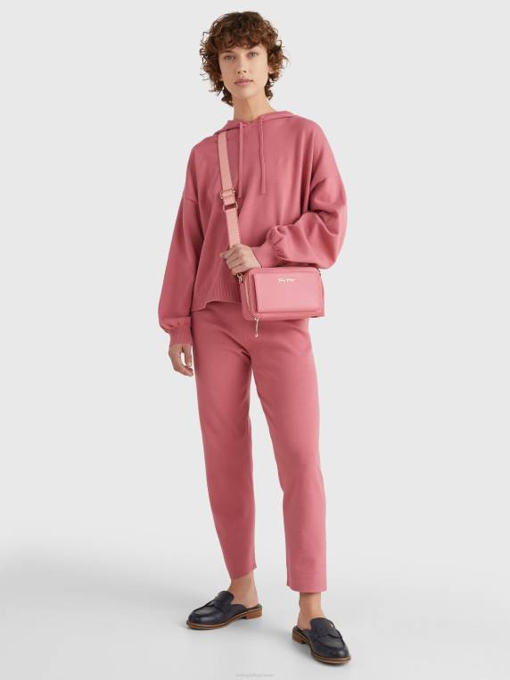 תיק מצלמת קרוסאובר אייקוני NX201808 ורוד אנגלי Tommy Hilfiger