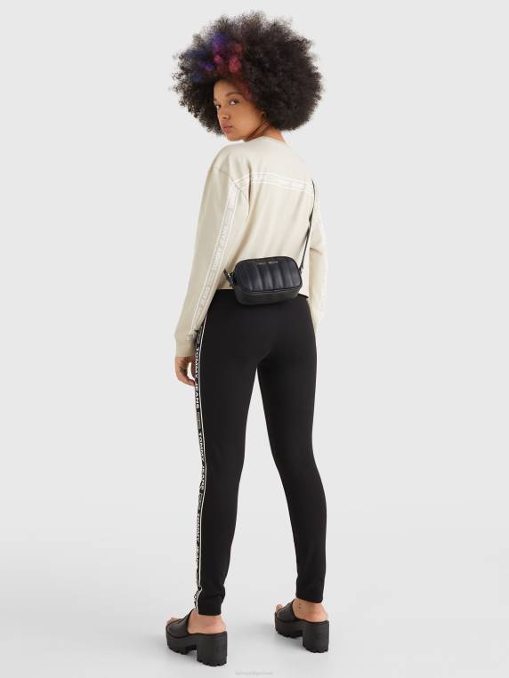 תיק קרוסאובר מרופד של לוח לוגו NX201826 שָׁחוֹר Tommy Hilfiger