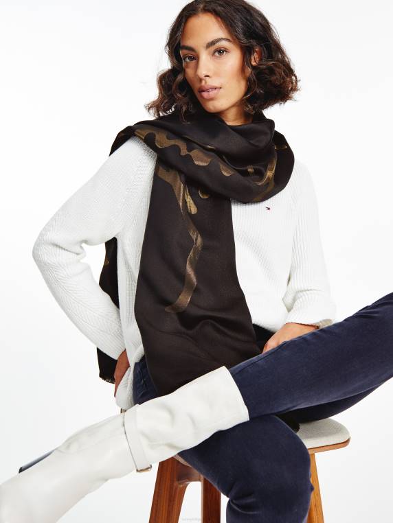 צעיף חתימה מתכתי NX201856 שָׁחוֹר Tommy Hilfiger