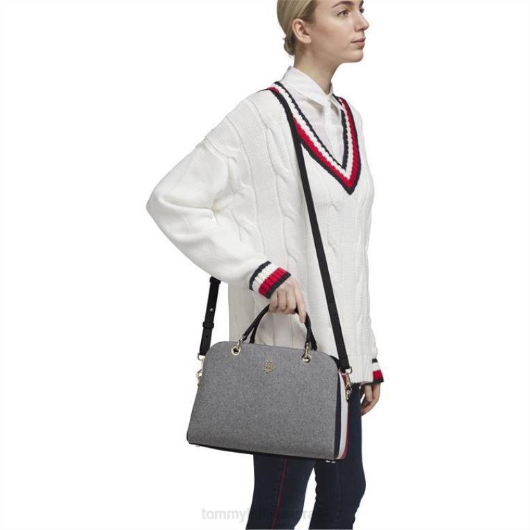 תיק דופל חיוני לנשים NX2019493 אפור Tommy Hilfiger