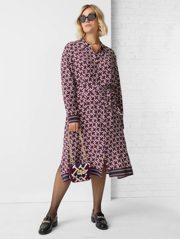 שמלת חולצה בעלת מונוגרמה עקומה NX202046 אדום/מונוגרם אדום לבן כחול Tommy Hilfiger