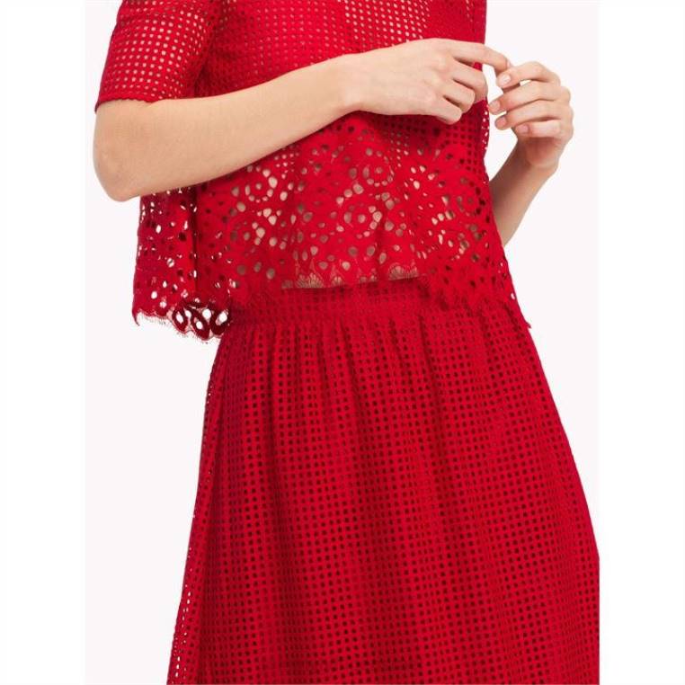 חצאית מידי בחיתוך לייזר של הלנה NX2020743 דובדבן Tommy Hilfiger