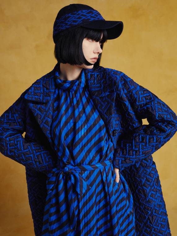 שמלת מיני פס אקסקלוסיבית בהתאמה רגועה NX202097 פס כחול Tommy Hilfiger