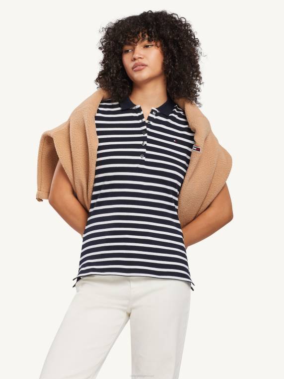 חולצת פולו עם פסים בגזרה דקיקה NX202346 פס ברטון/שמיים לבנים במדבר Tommy Hilfiger