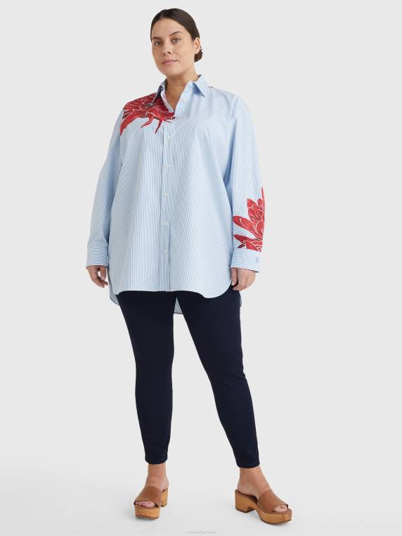 חולצת בויפרנד עם הדפס פרחוני עם עיקול NX202394 אי פרח/פס איטהקה Tommy Hilfiger