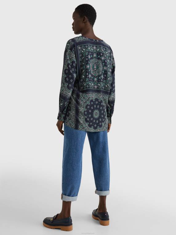 חולצת ויסקוזה עם הדפס בנדנה בגזרה רגועה NX202395 הניח בנדנה/שמי מדבר Tommy Hilfiger