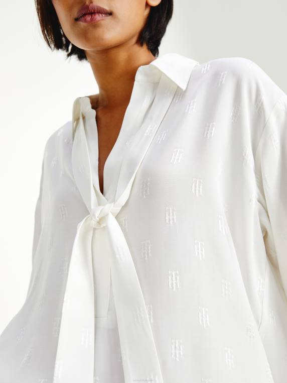 חולצת מונוגרמה בעלת צווארון עניבה ויסקוזה בהתאמה רגילה NX202422 רך שלוב/לבן Tommy Hilfiger