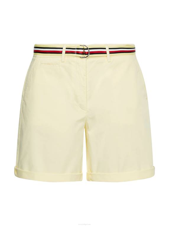 מכנסי צ'ינו קצרים בחגורת חתימה NX202432 טוויסט לימון Tommy Hilfiger