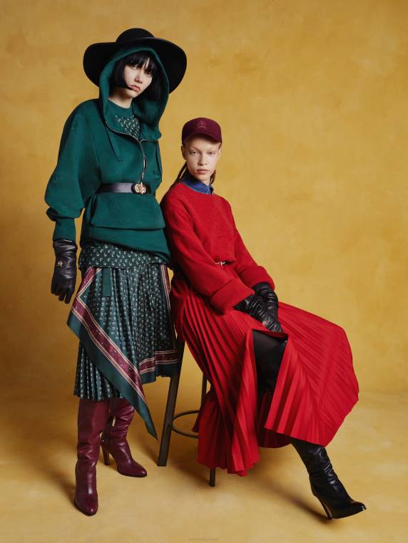 חצאית מידי אקסקלוסיבית עם קפלים מג'רסי NX202471 אדום ראשוני Tommy Hilfiger