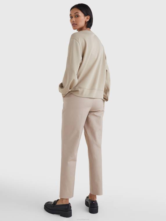 סווטשירט בכושר רגוע רקמת סמל NX202542 בז' Tommy Hilfiger