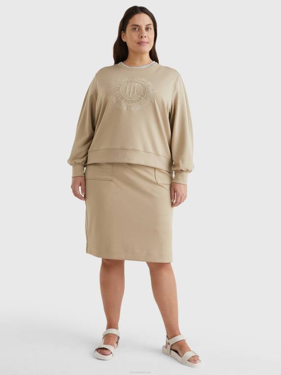 סווטשירט נינוח עם רקמת ציצית עקומה NX202583 בז' Tommy Hilfiger