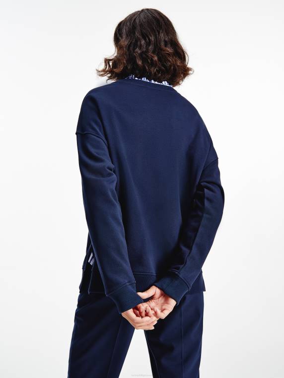 סווטשירט רקמת טקסט בהתאמה רגועה NX202621 שמיים מדבריים Tommy Hilfiger