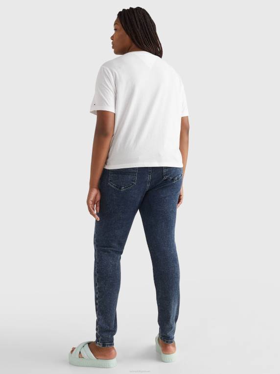 חולצת לוגו חיונית עם עקומה NX202805 לבן Tommy Hilfiger