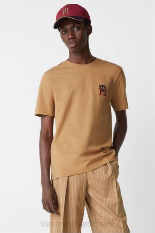 חולצת טריקו מונוגרמה חיונית NX203702 חום Tommy Hilfiger