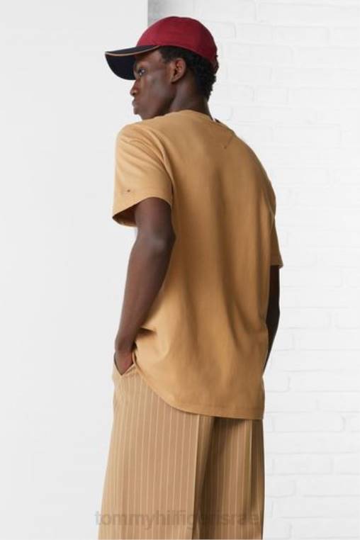 חולצת טריקו מונוגרמה חיונית NX203702 חום Tommy Hilfiger