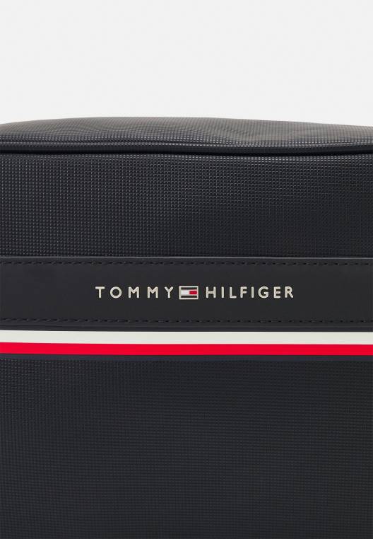 תיק כביסה פסים לשני המינים NX203935 שָׁחוֹר Tommy Hilfiger