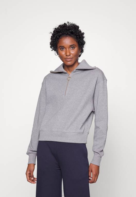 סווטשירט נעים רגוע NX204103 אברש בינוני אפור Tommy Hilfiger