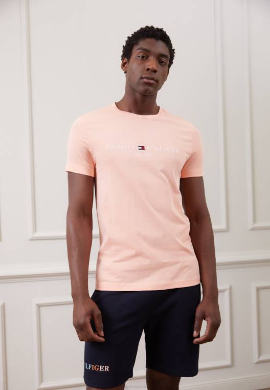 חולצת טי עם הדפס לוגו NX204160 אפרסק שקיעה Tommy Hilfiger