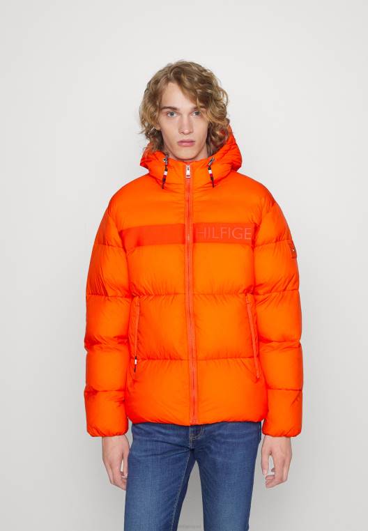 מעיל חורף עם נפוח גבוה NX204268 כתום חומצה Tommy Hilfiger