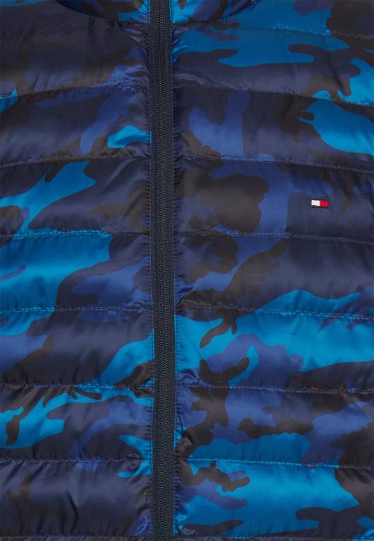 מעיל חורף עגול הניתן לאריזה NX204313 שמי המדבר קאמו Tommy Hilfiger