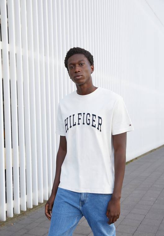 חולצת טריקו בהדפס קשת קז'ואל NX204453 שֶׁנהָב Tommy Hilfiger