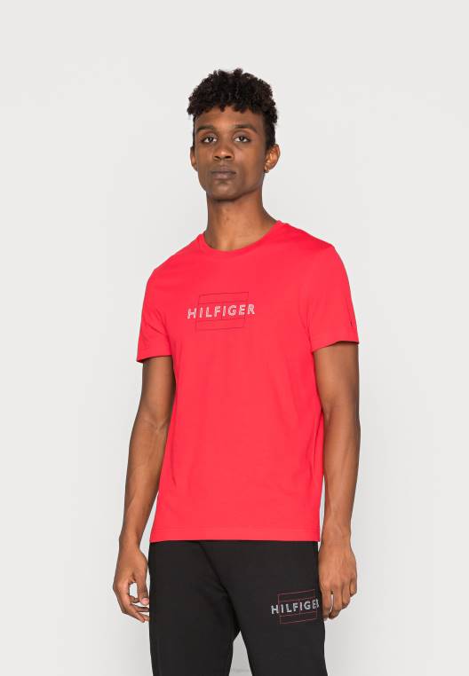 חולצת טי בהדפס דגל ליניארי NX204621 כוננות Tommy Hilfiger