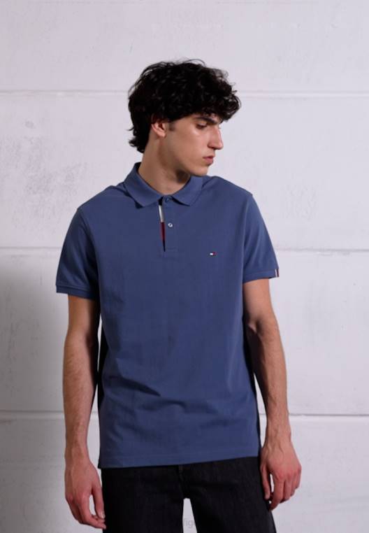 חולצת פולו רגילה עם כיס NX204628 אִינדִיגוֹ Tommy Hilfiger