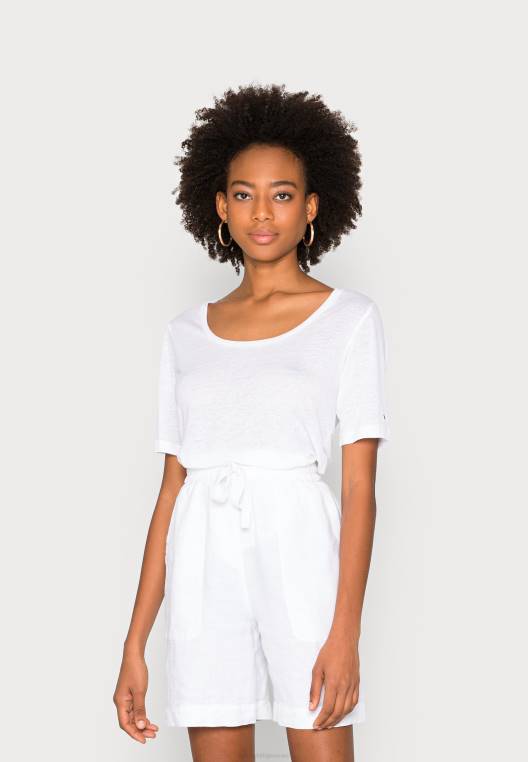 סקופ חולצת טריקו בסיסית NX204632 לבן Tommy Hilfiger