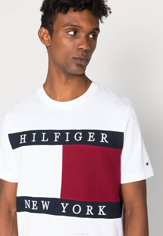 חולצת טי בהדפס דגל מבנה NX204741 לבן Tommy Hilfiger