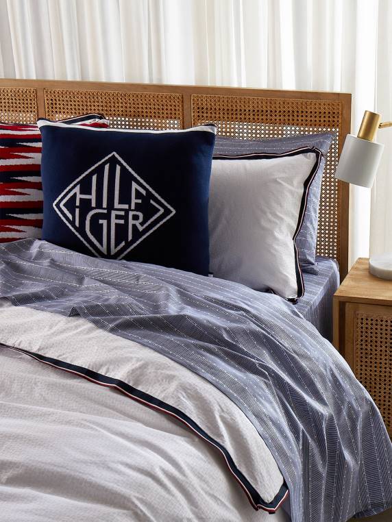 סט כיסוי שמיכת קינג סייז NX2047 לבן Tommy Hilfiger