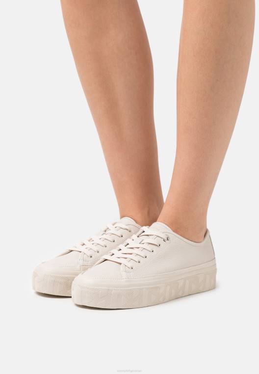 מאמנים חיוניים NX204808 נוצה לבן Tommy Hilfiger