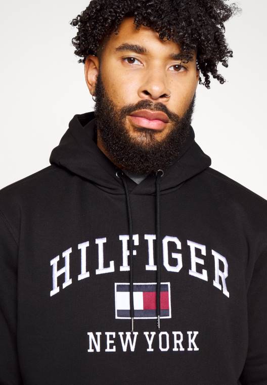 סווטשירט קפוצ'ון מודרני לאוניברסיטה NX204850 שָׁחוֹר Tommy Hilfiger