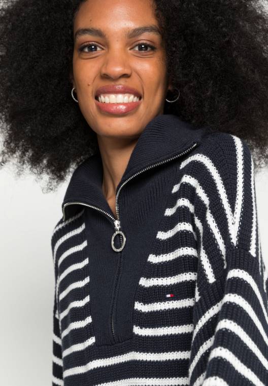 מגשר הייאנה NX204943 שמי מדבר ברטון/אקרו Tommy Hilfiger