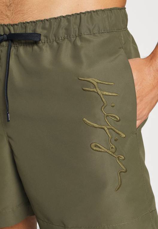 מכנסי שחייה עם שרוך בינוני NX205042 צבא ירוק Tommy Hilfiger