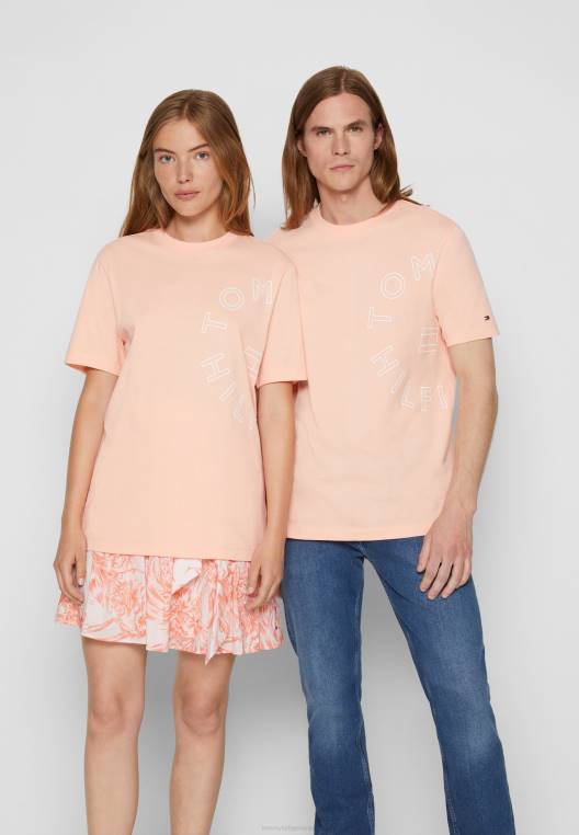 חולצת טריקו גרפית עגולה בהדפס יוניסקס NX205059 אפרסק שקיעה Tommy Hilfiger