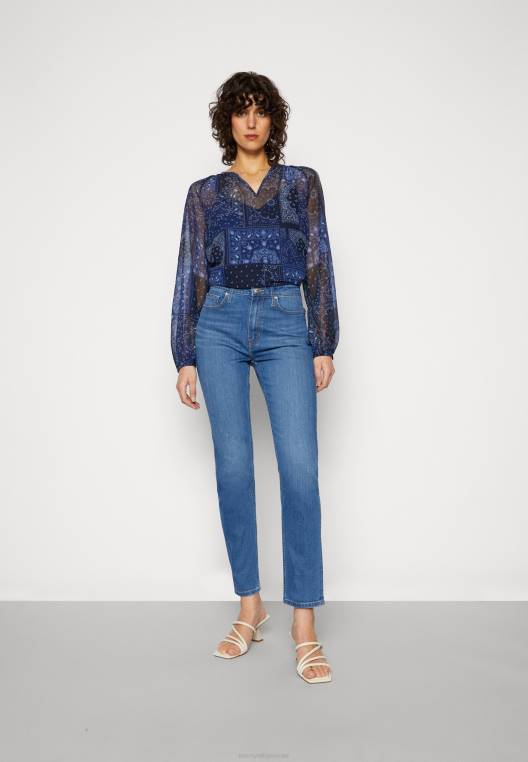 ג'ינס דק סיגריה בגזרת סקיני NX205117 izzy Tommy Hilfiger