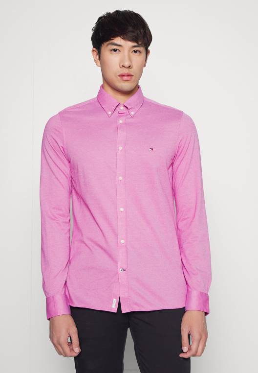 חולצה מוצקה NX205152 מגנטה אקסצנטרי Tommy Hilfiger