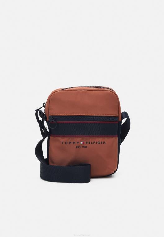 הקים מיני כתב יוניסקס על פני תיק גוף NX205167 אדום כהה Tommy Hilfiger