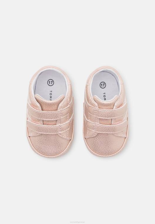 נעליים ראשונות NX205188 ורוד זהב Tommy Hilfiger