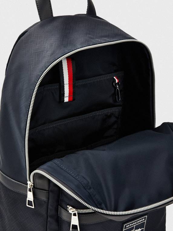 תיק גב אקארד דגל NX20524 שמי מדבר מונו Tommy Hilfiger